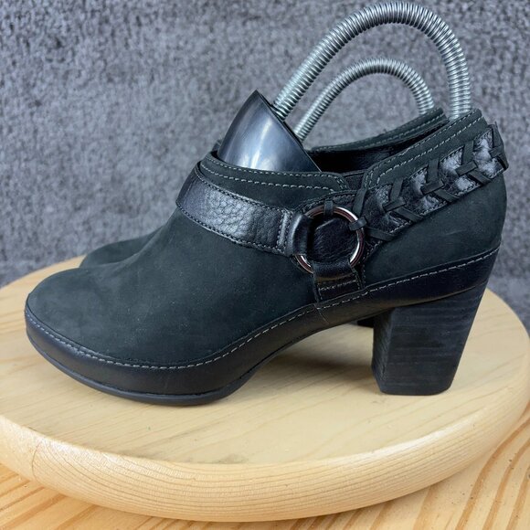 Clarks Shoes - Clarks Artisan Ankle Boots Womens Size 6.5 Wide Black Suede Block Heel Strap